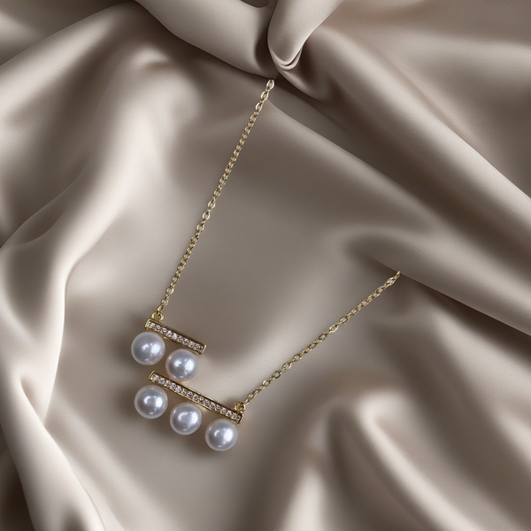Unique Freshwater Pearl Pendant – One-of-a-Kind Artisan Jewelry with Certificate