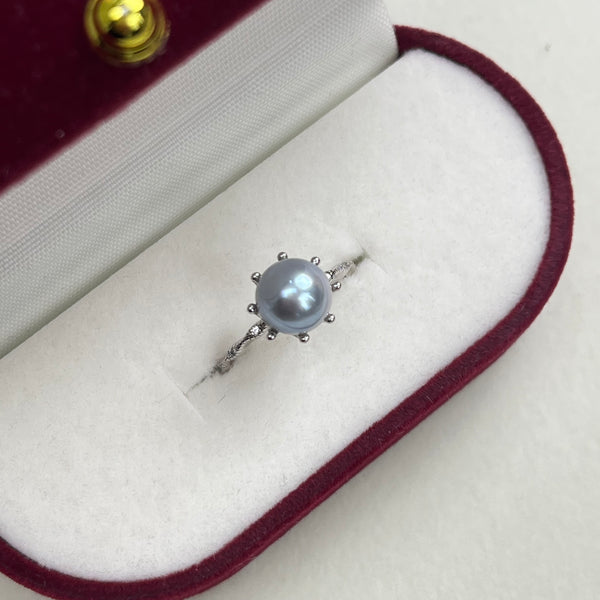 Antique Revival Freshwater Pearl Ring – One-of-a-Kind Vintage Jewelry with Hand-Engraved Details
